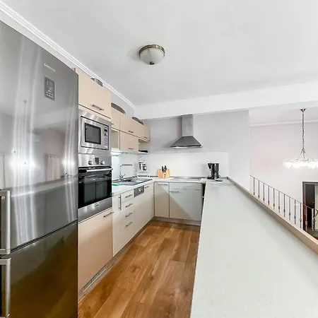 President Center Kovacska Apartment